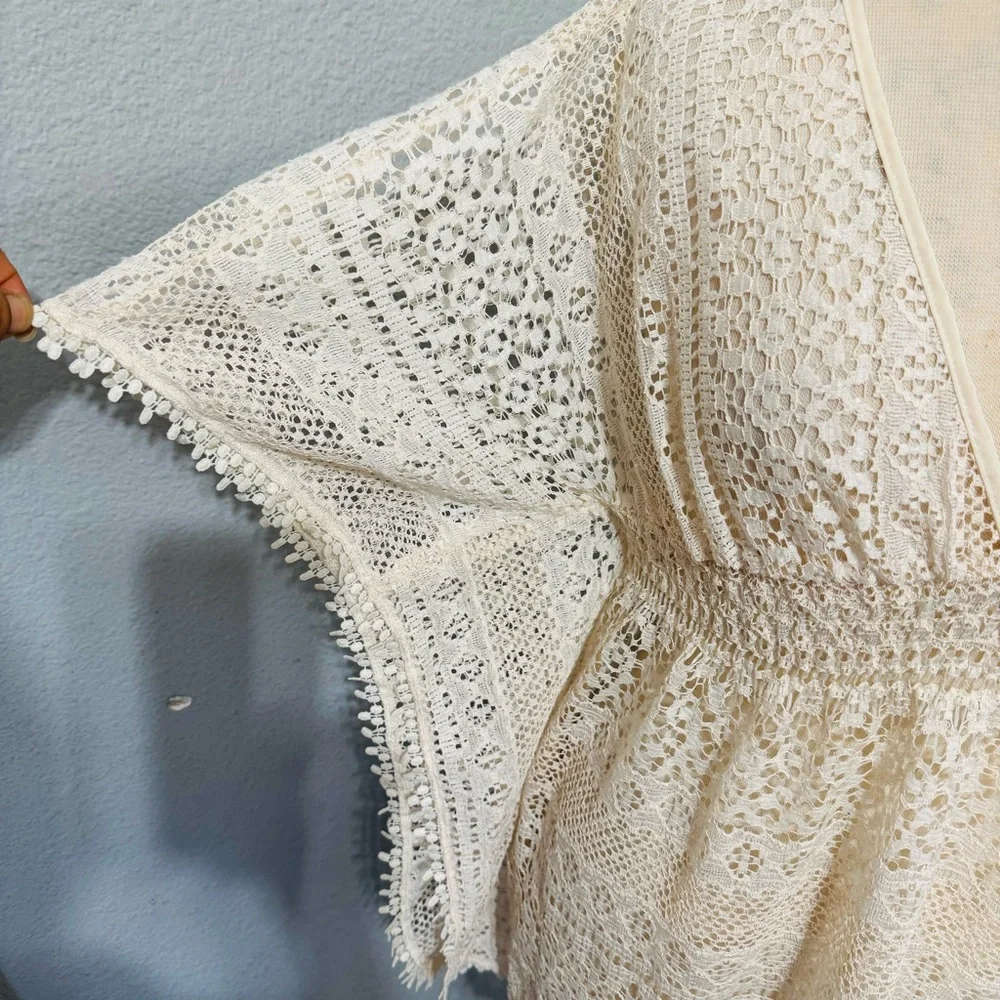 Xhilaration Women Bohemian Cream‎ V-Neck Lace Swim Cover Up Top Sz M